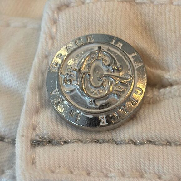 Grace in LA white cut off jean shorts Sz 27 silver & beaded - Picture 8 of 9